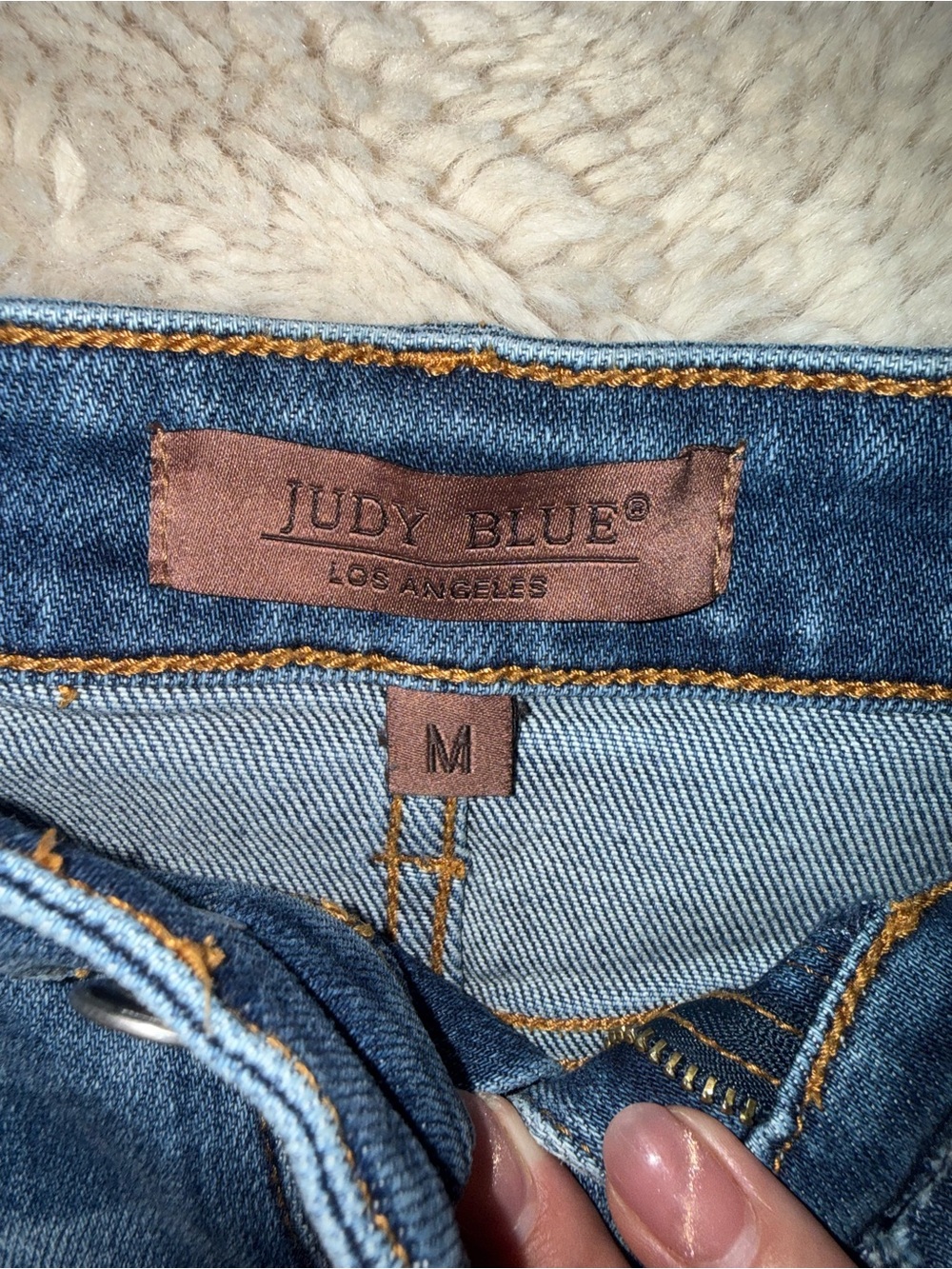 Judy Blue Medium Blue Distressed Denim Ankle/Cropped Shorts - Picture 2 of 2
